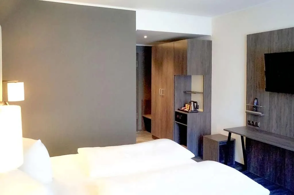 *** Hotel Plaza Premium Parkhotel Norderstedt Germany