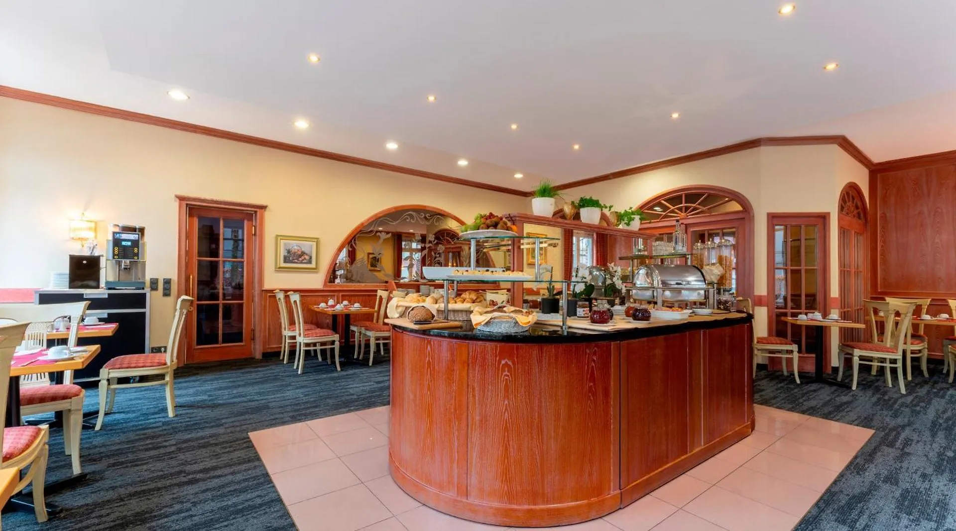 Plaza Premium Parkhotel Norderstedt 3*,